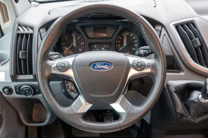 Fahrzeugbild Chausson Korus 638EB*Queensbett*Markise*SAT*TV*Kamera*GFK #9