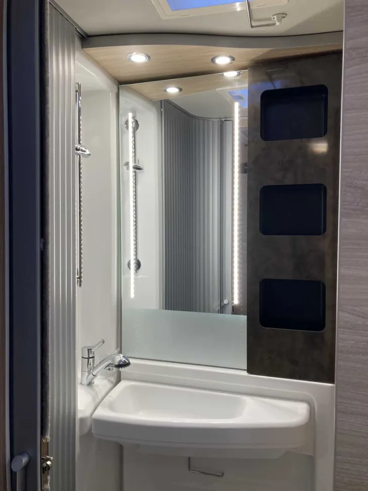 Fahrzeugbild Knaus Van TI PLUS PLATINUM SELECTION 650 MEG #15