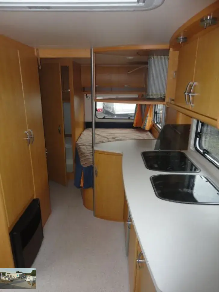 Fahrzeugbild Eifelland Holiday 495 TF Nr. 91/franz. Bett #10