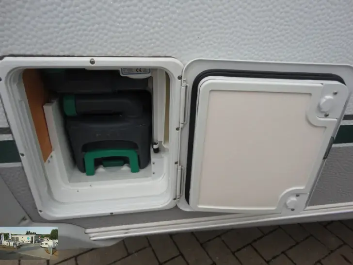 Fahrzeugbild Eifelland Holiday 495 TF Nr. 91/franz. Bett #25