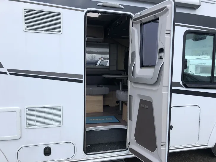 Fahrzeugbild Knaus Sky i 700 LEG #8