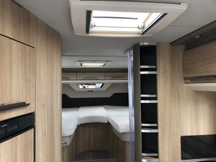 Fahrzeugbild Knaus Sky i 700 LEG #22