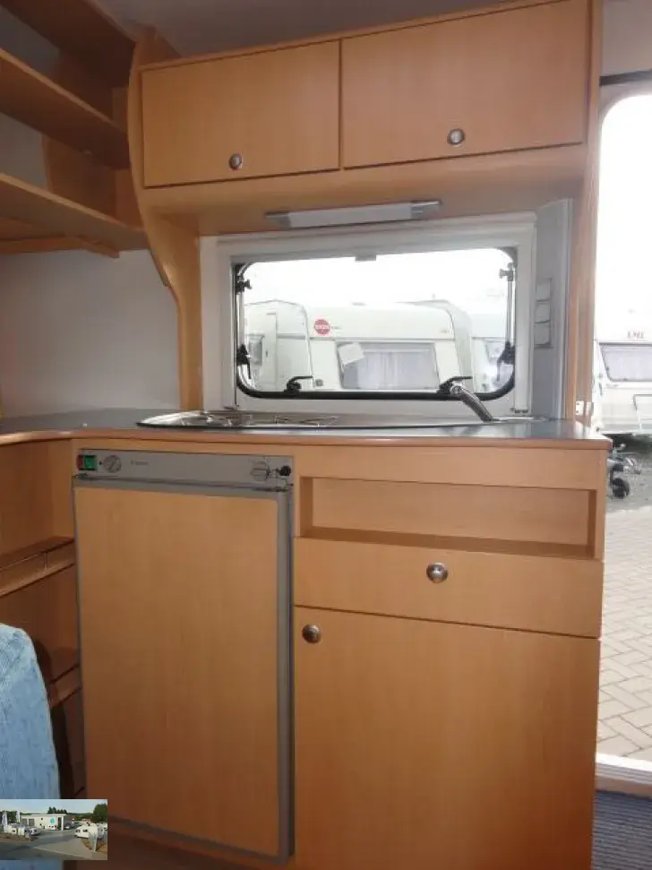 Fahrzeugbild Delta Euroliner 4100 LB Nr. 86 - franz. Bett #9