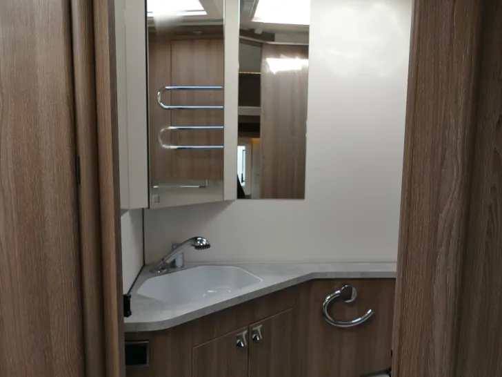 Fahrzeugbild Kabe Royal 520 XL XV 2 KS #26