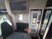 Fahrzeugbild Challenger Teilintegriert 337GA Graphite Ultimate #8