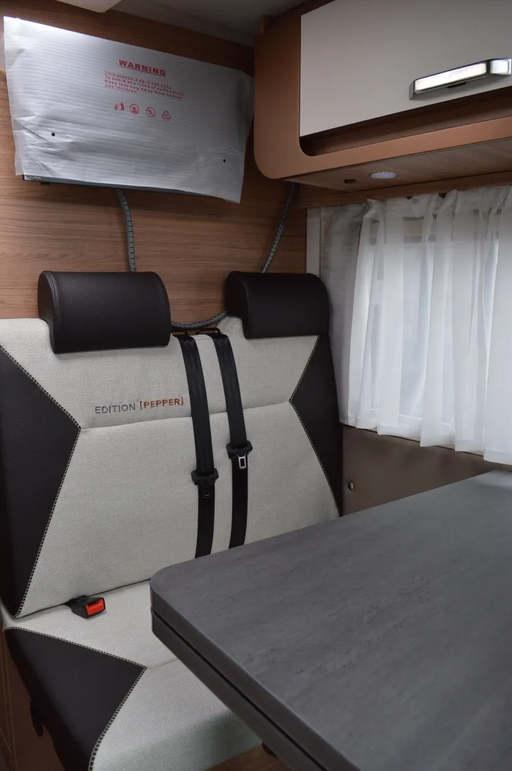 Fahrzeugbild Weinsberg CaraCompact 640 MEG EDITION [PEPPER] #15