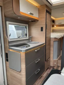 Fahrzeugbild Weinsberg CaraCompact MB EDITION PEPPER 640 MEG #11