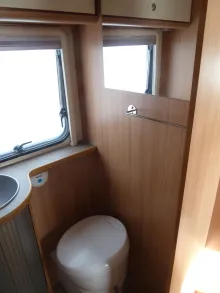 Fahrzeugbild Ahorn Camp Camp 683 #17