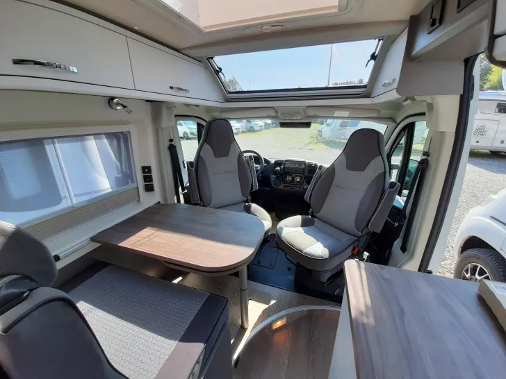 Fahrzeugbild Hobby DE LUXE K 60 FT #4