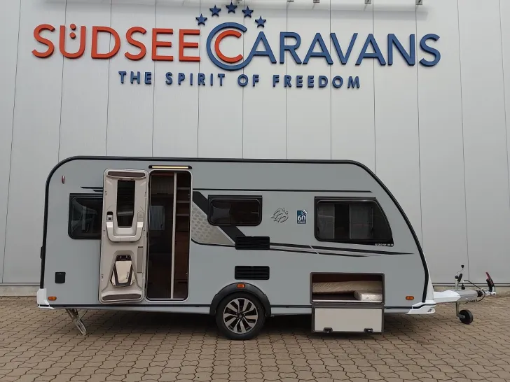 Fahrzeugbild Knaus Südwind 460 EU 60 Years #1