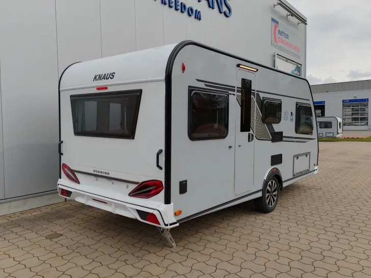 Fahrzeugbild Knaus Südwind 460 EU 60 Years #3