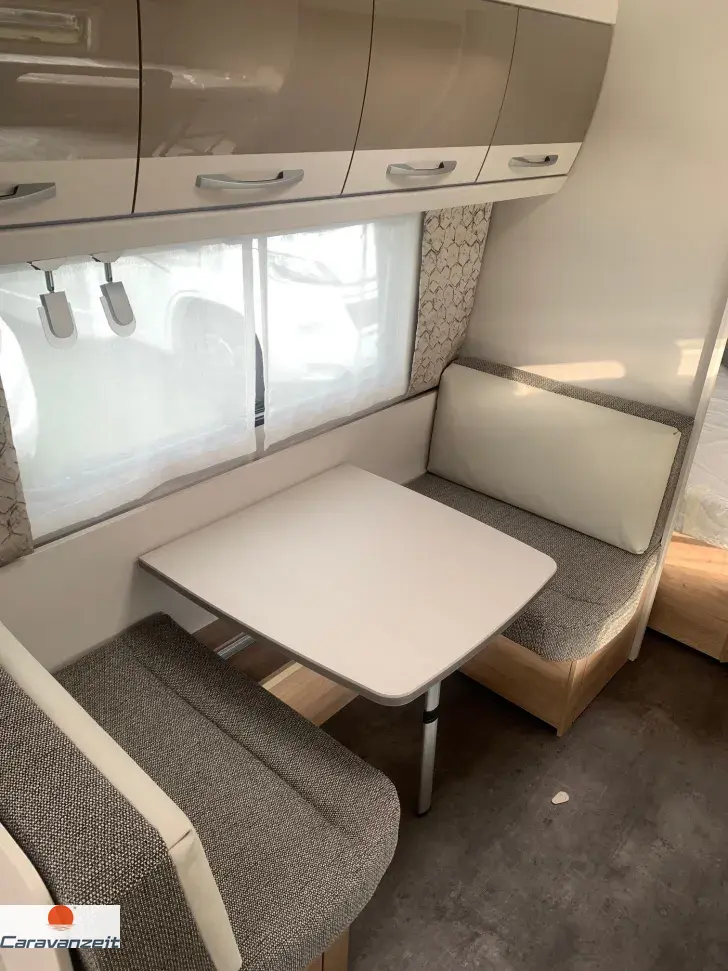 Fahrzeugbild Dethleffs Nomad 730 FKR #8