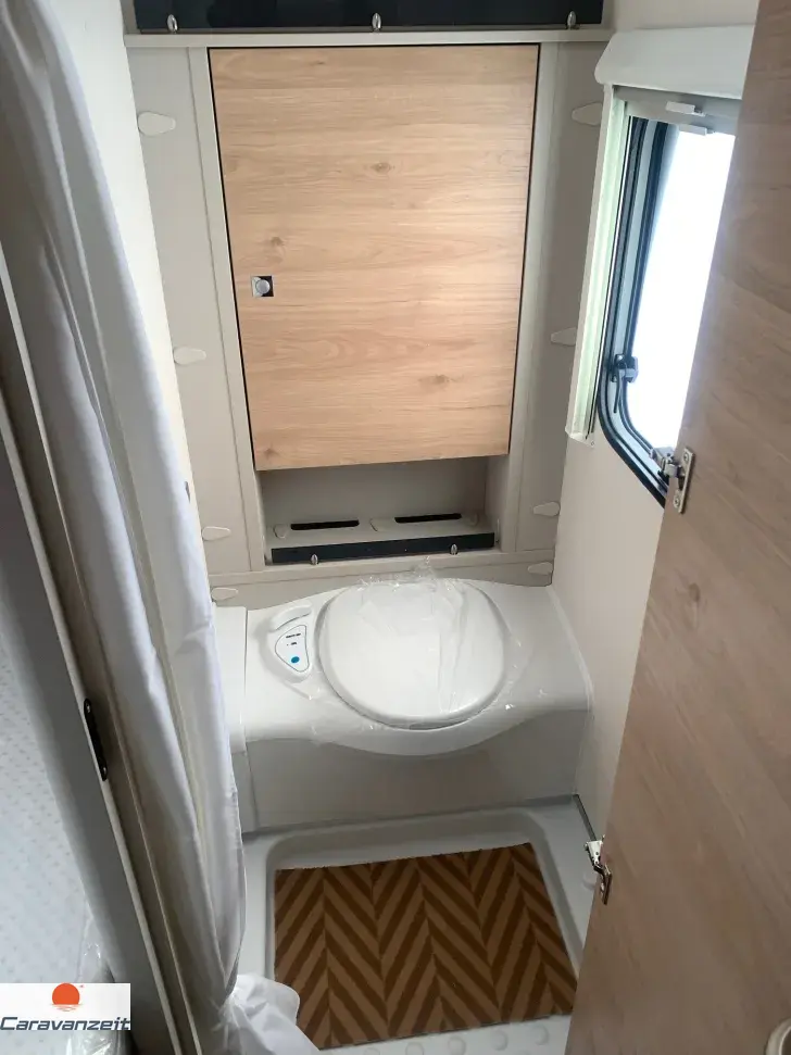 Fahrzeugbild Dethleffs Nomad 730 FKR #11