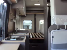 Fahrzeugbild LMC Innovan 590 #12