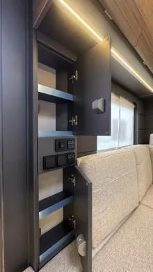 Fahrzeugbild Knaus Azur 500 FU #23