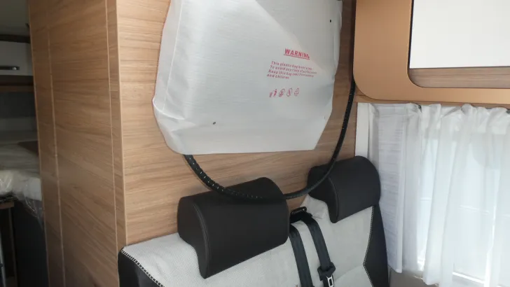 Fahrzeugbild Weinsberg CaraCompact 640 MEG EDITION [PEPPER] #17