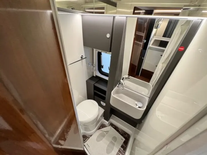 Fahrzeugbild Mobilvetta VAN ADMIRAL K 5.1 - 7.500 Euro Preisvorteil! #9
