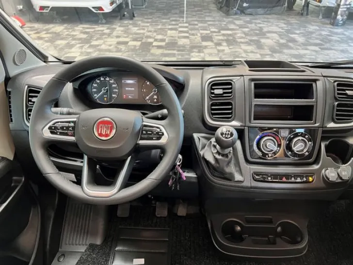Fahrzeugbild Mobilvetta VAN ADMIRAL K 5.1 - 7.500 Euro Preisvorteil! #15