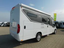 Fahrzeugbild Wingamm Oasi 690 Twins #5