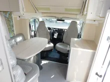 Fahrzeugbild Wingamm Oasi 690 Twins #16