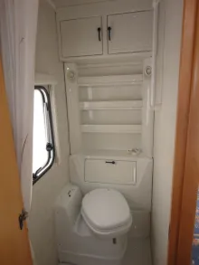 Fahrzeugbild Wilk Stern 450 HTD Nr. 50 - franz. Bett #23