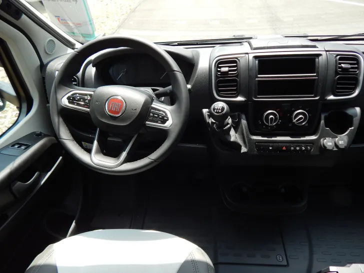 Fahrzeugbild Sunlight T 67S Adventure Edition #10