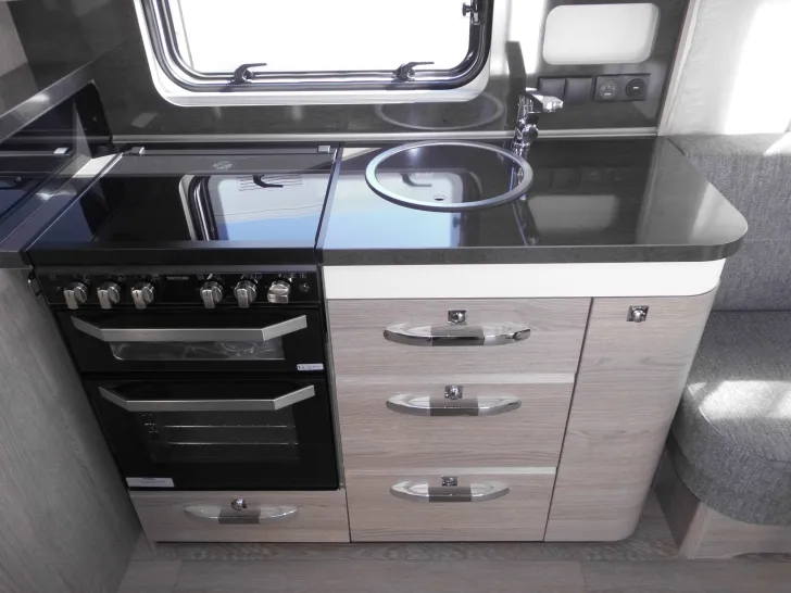 Fahrzeugbild Hobby Prestige 720 KWFU #13