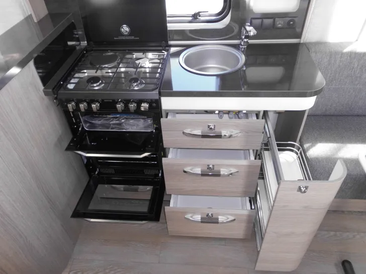 Fahrzeugbild Hobby Prestige 720 KWFU #15