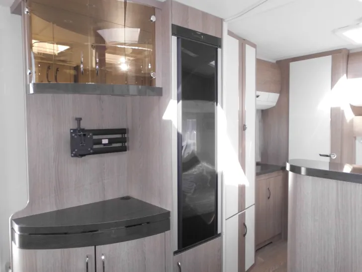 Fahrzeugbild Hobby Prestige 720 KWFU #17