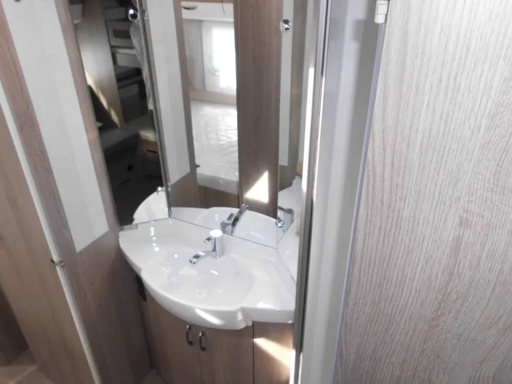 Fahrzeugbild Hobby Prestige 720 KWFU #30