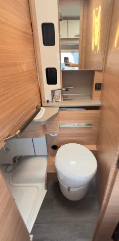 Bild 17 Weinsberg X-CURSION VAN 500 MQ EDITION [PEPPER] Mietwagen + 5000€ Gutschein