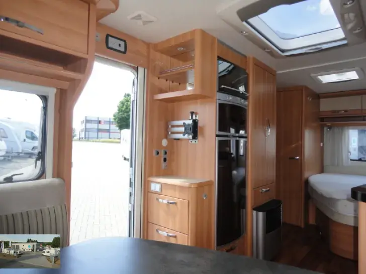 Fahrzeugbild Hymer Eriba Nova GL 545 Nr. 105 - franz. Bett #6