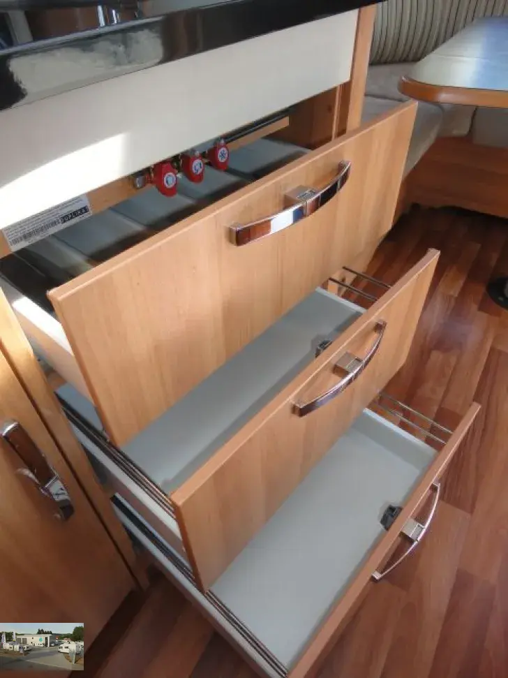 Fahrzeugbild Hymer Eriba Nova GL 545 Nr. 105 - franz. Bett #13