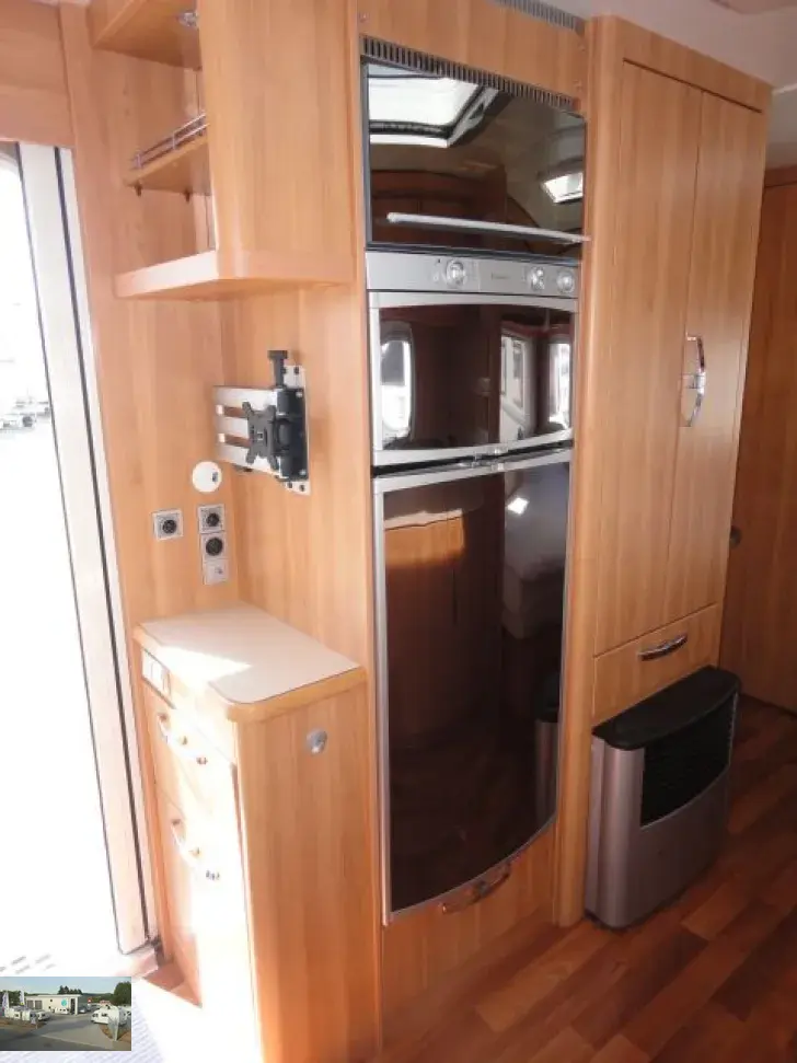 Fahrzeugbild Hymer Eriba Nova GL 545 Nr. 105 - franz. Bett #16