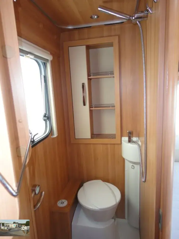 Fahrzeugbild Hymer Eriba Nova GL 545 Nr. 105 - franz. Bett #31