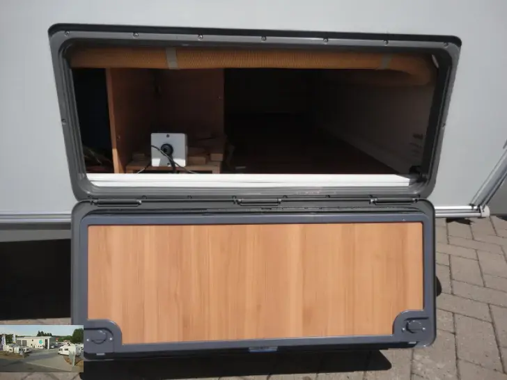 Fahrzeugbild Hymer Eriba Nova GL 545 Nr. 105 - franz. Bett #43