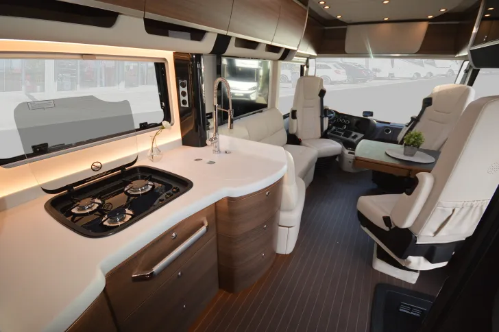Fahrzeugbild Concorde Charisma 910 MI #9