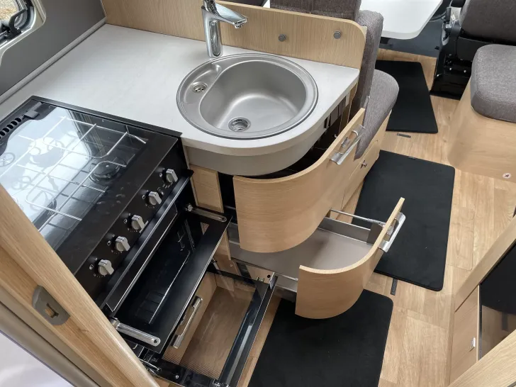 Fahrzeugbild Hymer B-Klasse MC I 680 (42) Solar, Lithium, ALDE #8