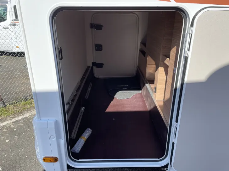 Fahrzeugbild Weinsberg CaraCompact EDITION PEPPER Suite 640 MEG #2266 #7