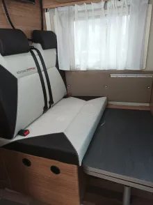 Fahrzeugbild Weinsberg CaraCompact 640 MEG EDITION [PEPPER] Mercedes Automatik #13