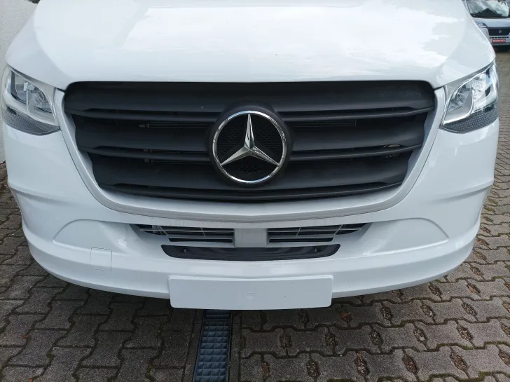 Fahrzeugbild Weinsberg CaraCompact 640 MEG EDITION [PEPPER] Mercedes Automatik #6