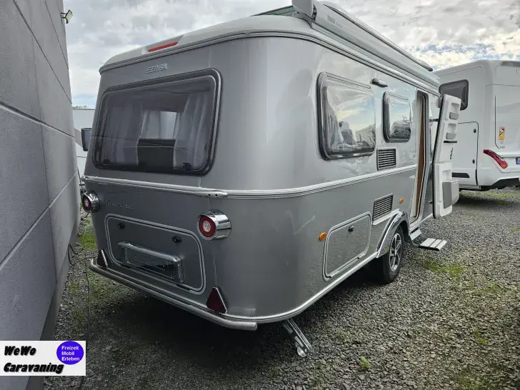 Fahrzeugbild Hymer Eriba Touring 530 Legend mit Markise ab Herbst #3