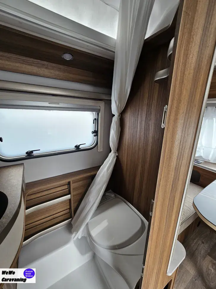 Fahrzeugbild Hymer Eriba Touring 530 Legend mit Markise ab Herbst #11