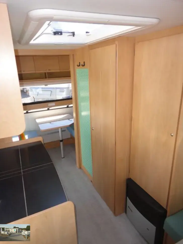 Fahrzeugbild Bürstner Fun 395 TK Nr. 21/ 2-SG/zus. Bett #10