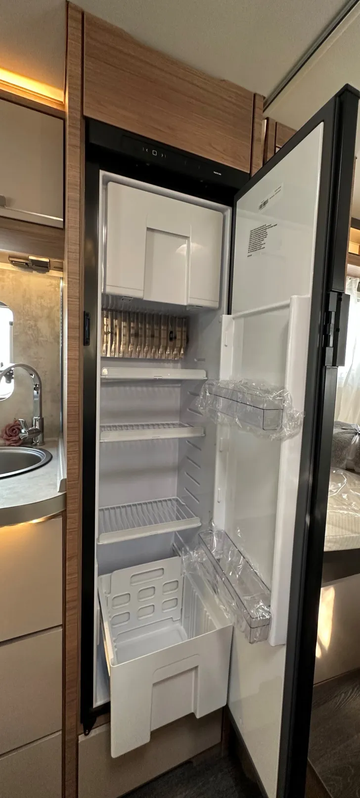 Fahrzeugbild Knaus L!VE I 650 MEG Verfügbar #12