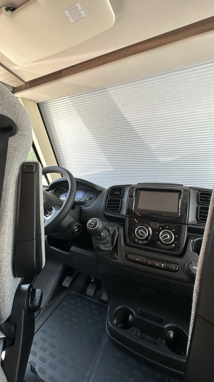 Fahrzeugbild Knaus L!VE I 650 MEG Verfügbar #16