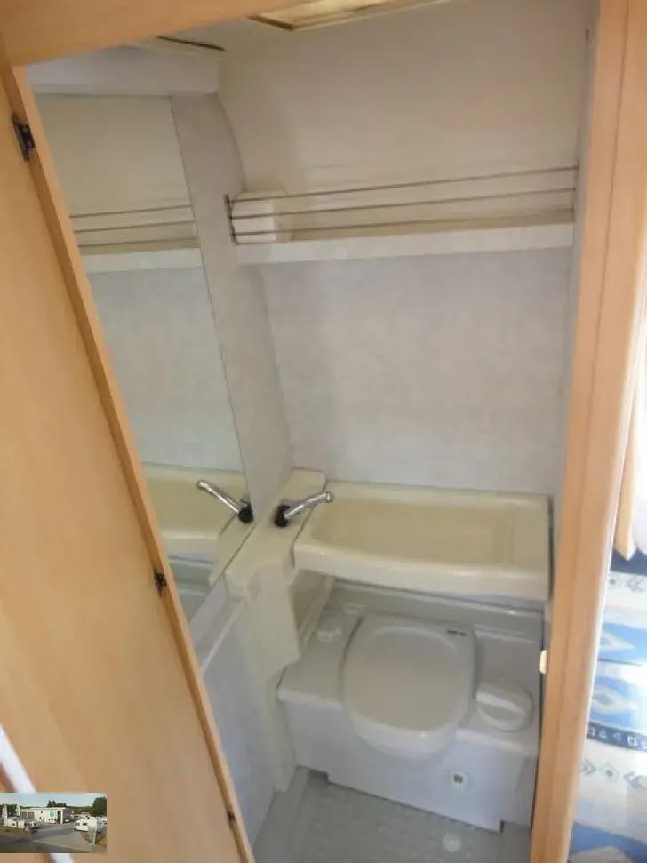 Fahrzeugbild Adria Altea 390 DS Nr. 36 / Doppelbett / Mover #16