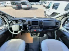 Fahrzeugbild LMC Innovan 600 #16