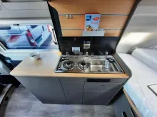 Fahrzeugbild LMC Innovan 600 #13