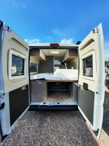Fahrzeugbild LMC Innovan 600 #17